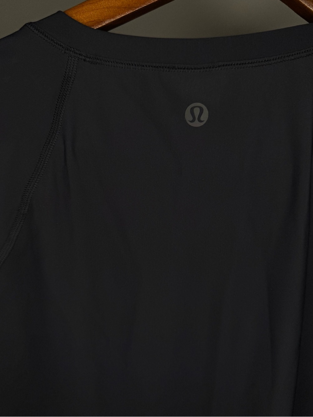 ☀️ Lululemon Black Waterside Relaxed UV Protection Short-Sleeve Shirt Size Small